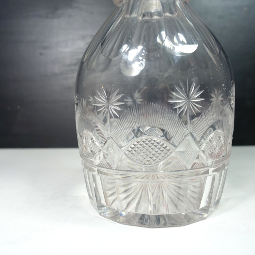 EARLY 19TH C GLASS DECANTER View III