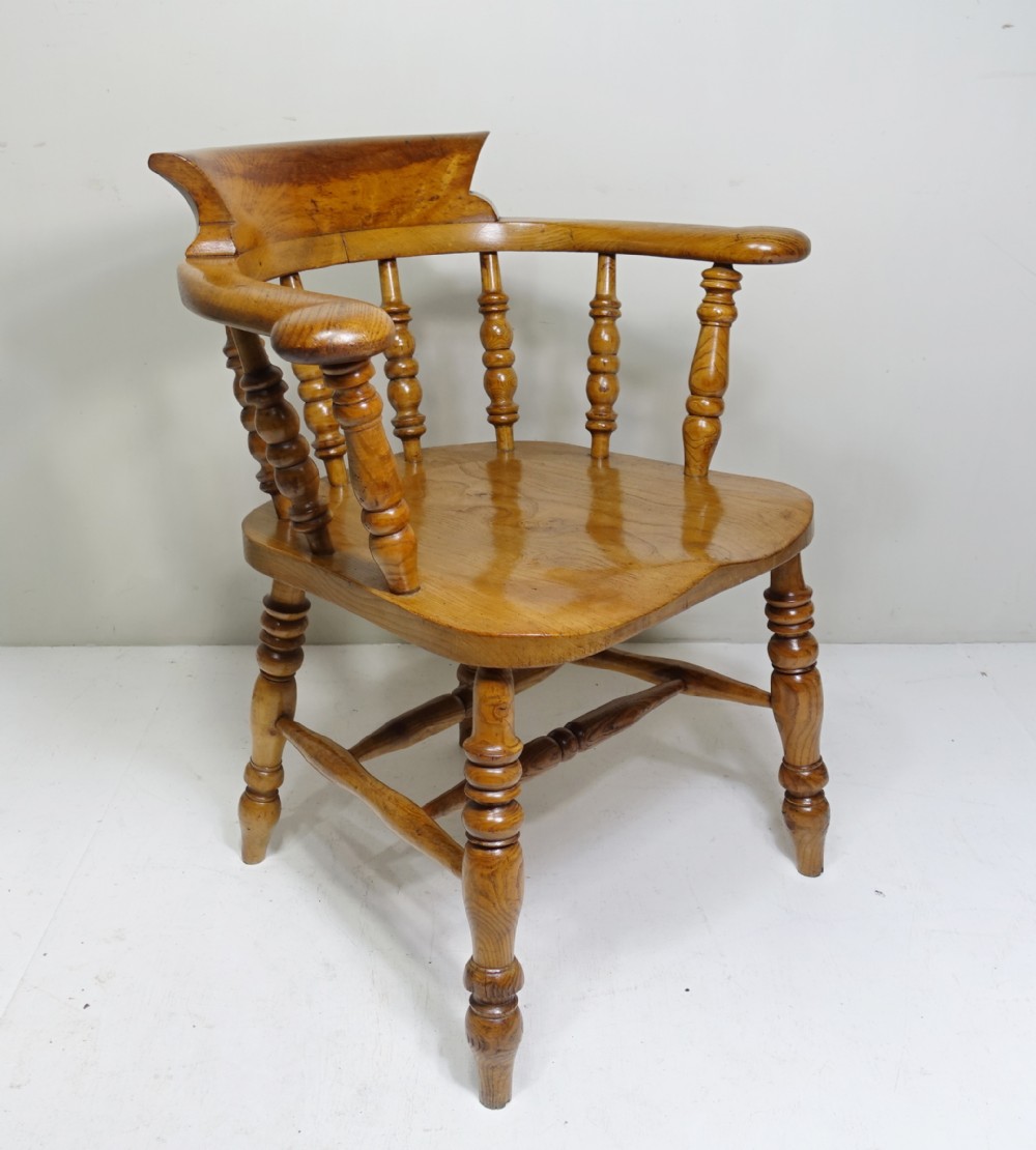19TH C ELM & OAK SMOKERS BOW CHAIR