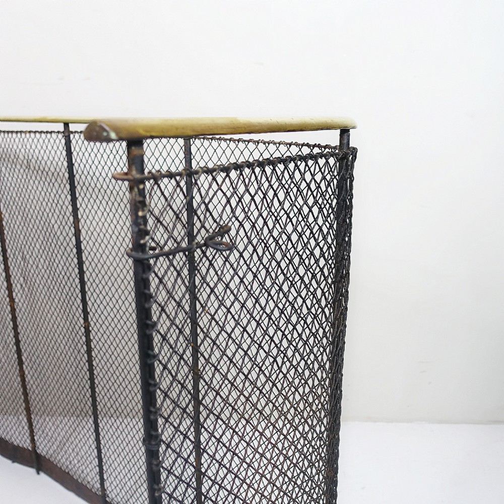 19TH C NURSERY FIRE GUARD View V