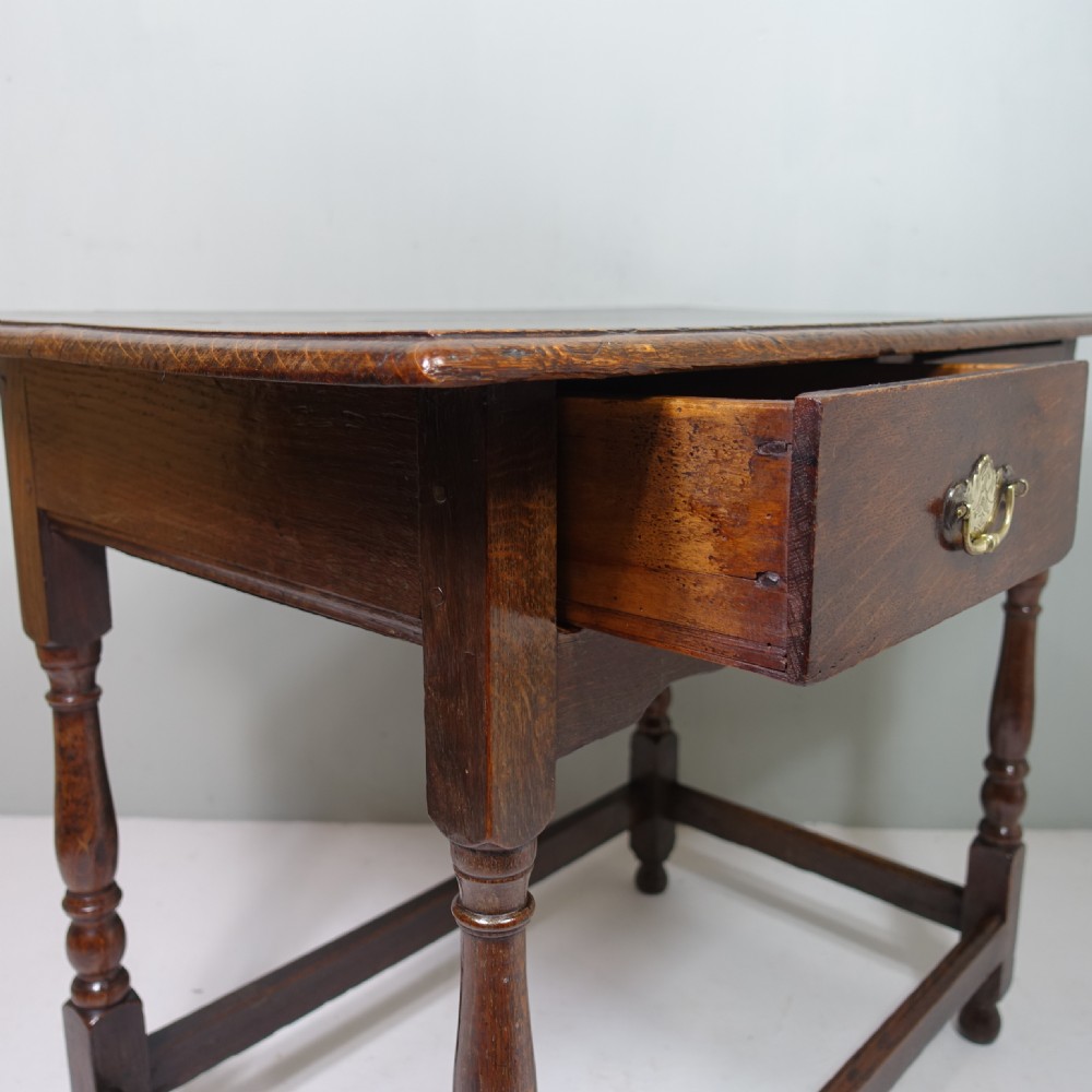 EARLY 18TH C OAK SIDE TABLE View V