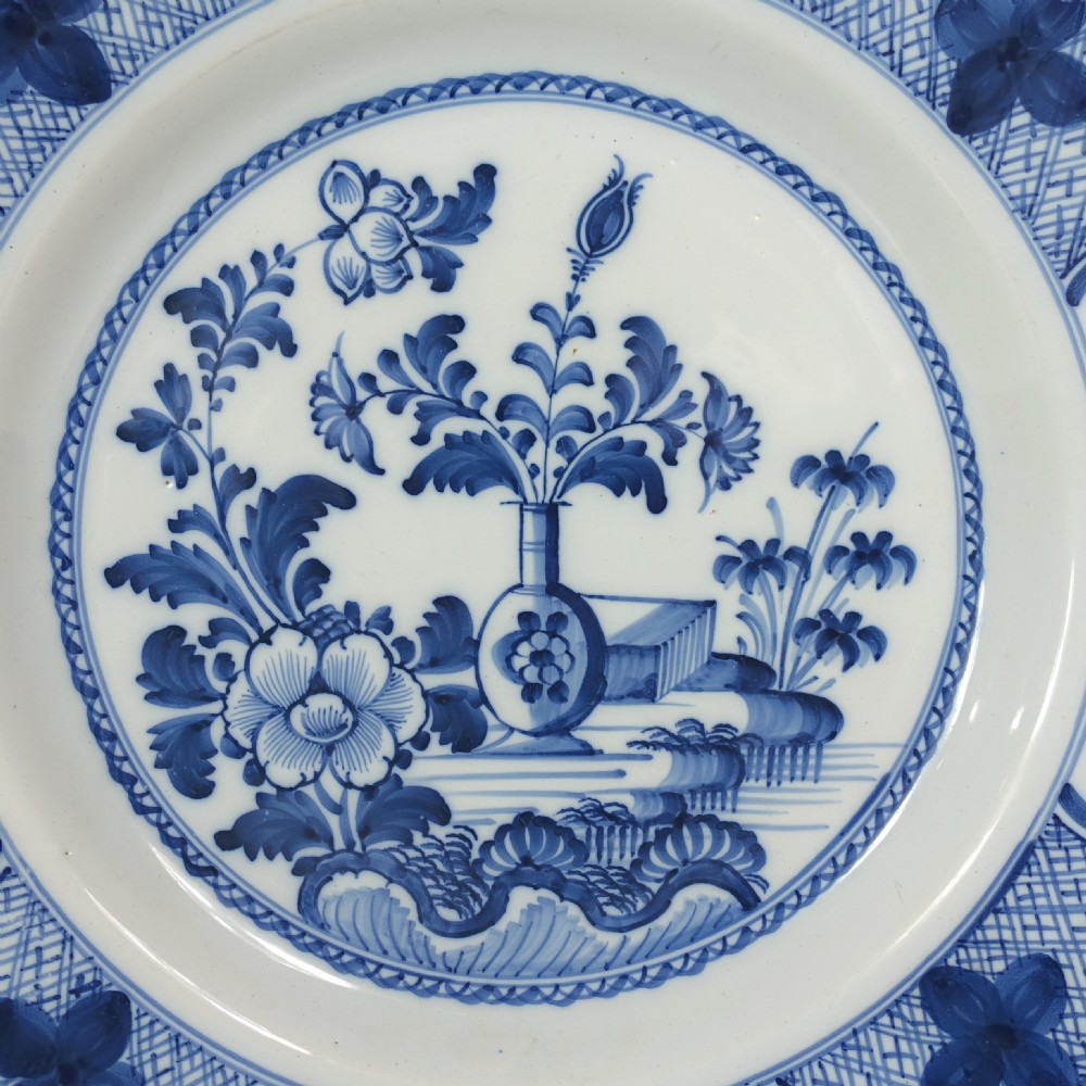18TH C DELFT CHARGER / PLATE View II