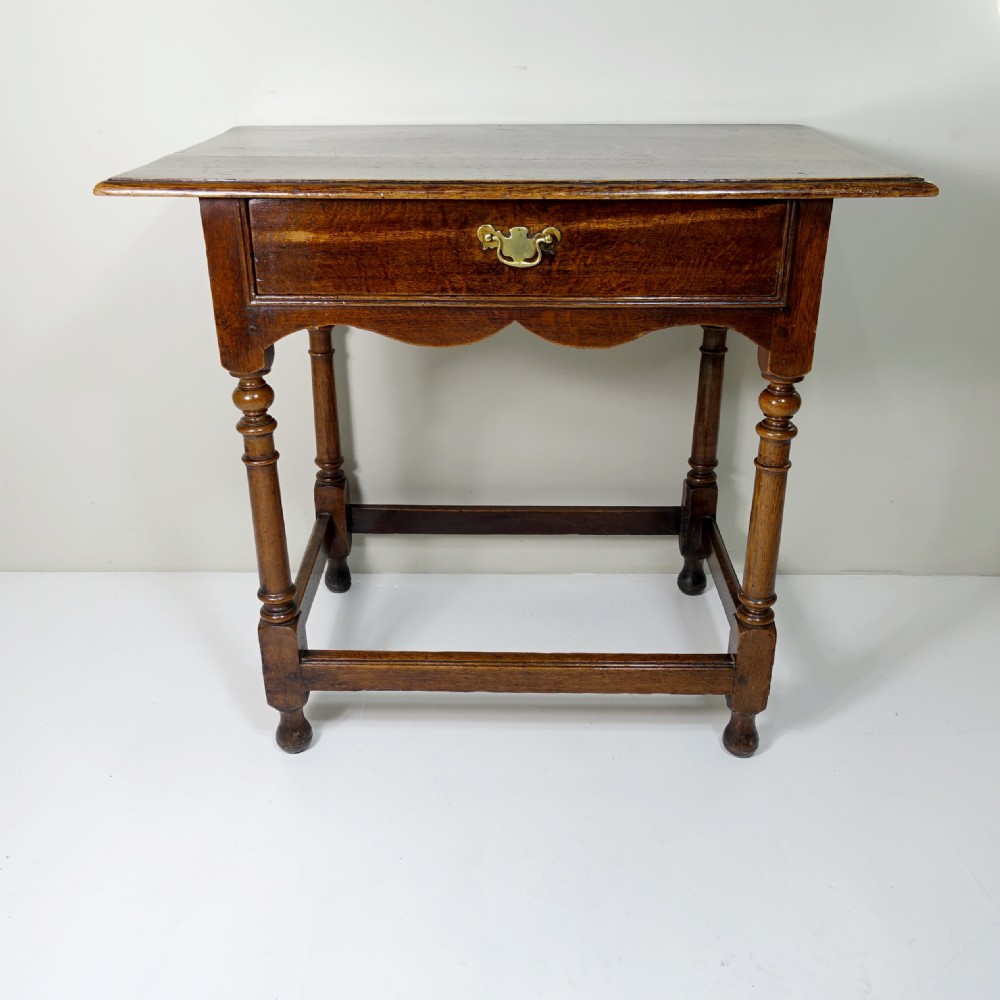 GEORGE I OAK TABLE CIRCA 1720 View II