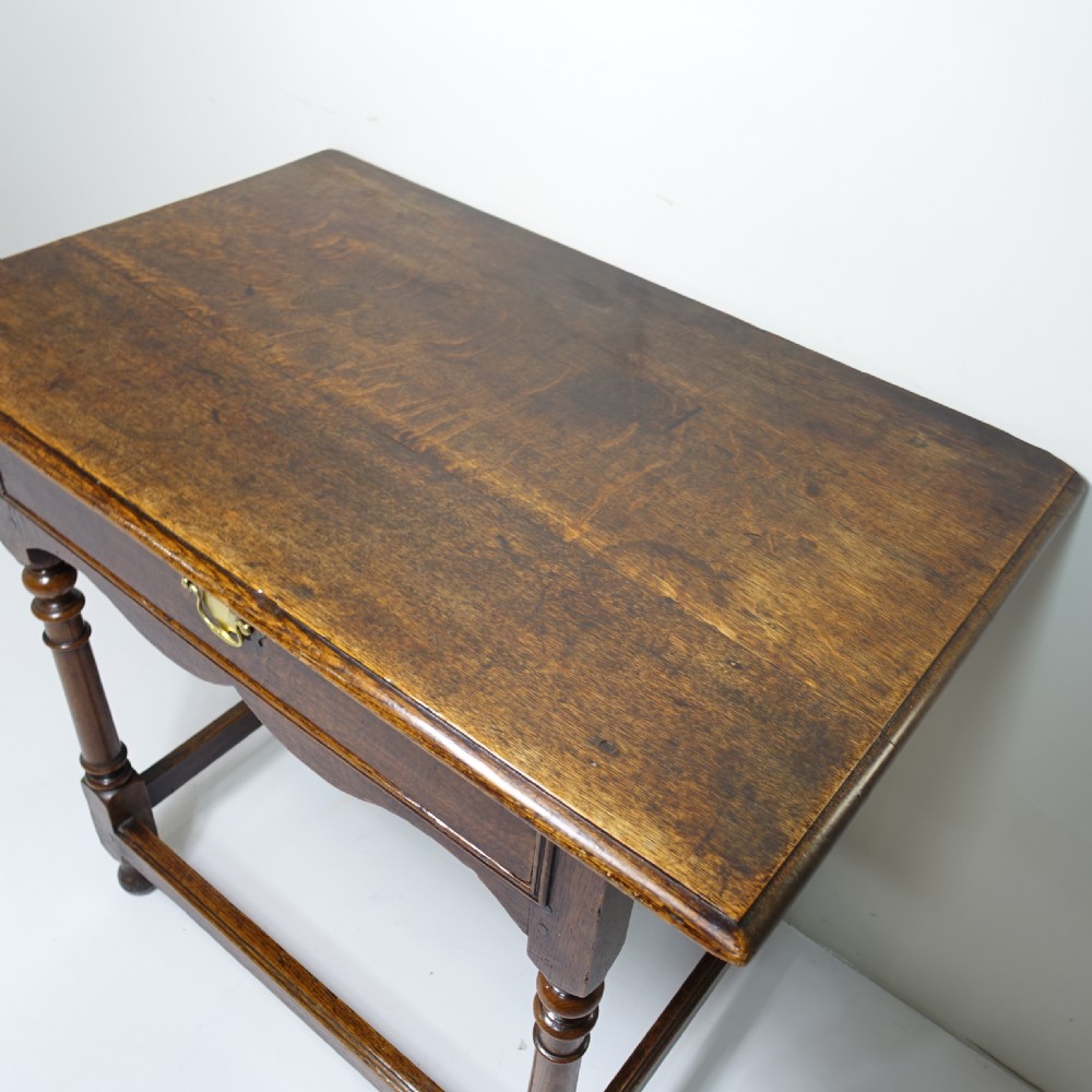 GEORGE I OAK TABLE CIRCA 1720 View III