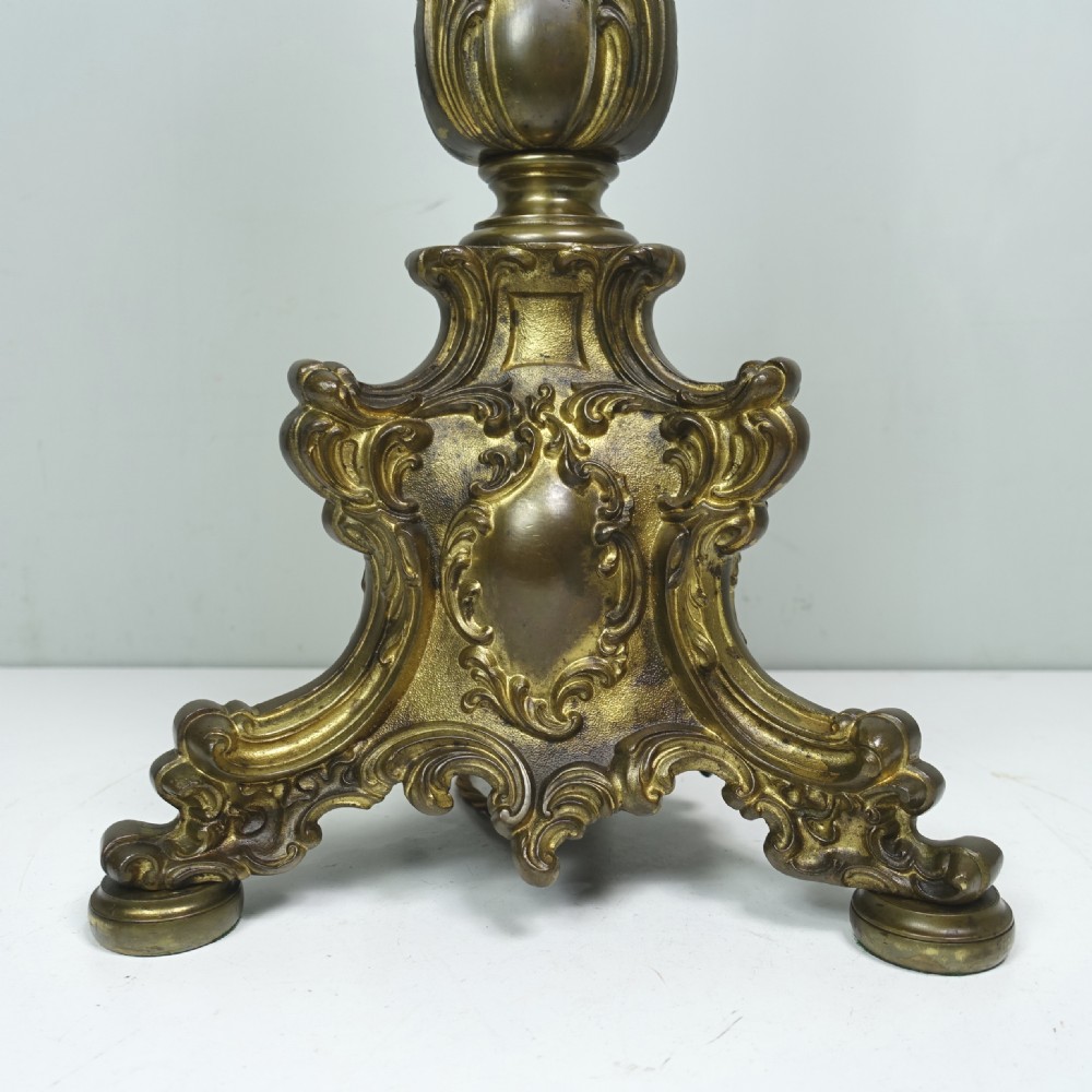 19TH C ORMOLU & BRASS LAMP BASE View III