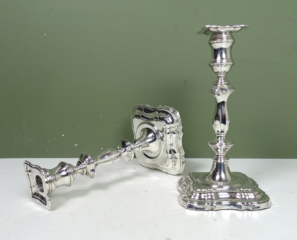 PAIR OF SILVER CANDLESTICKS 1913