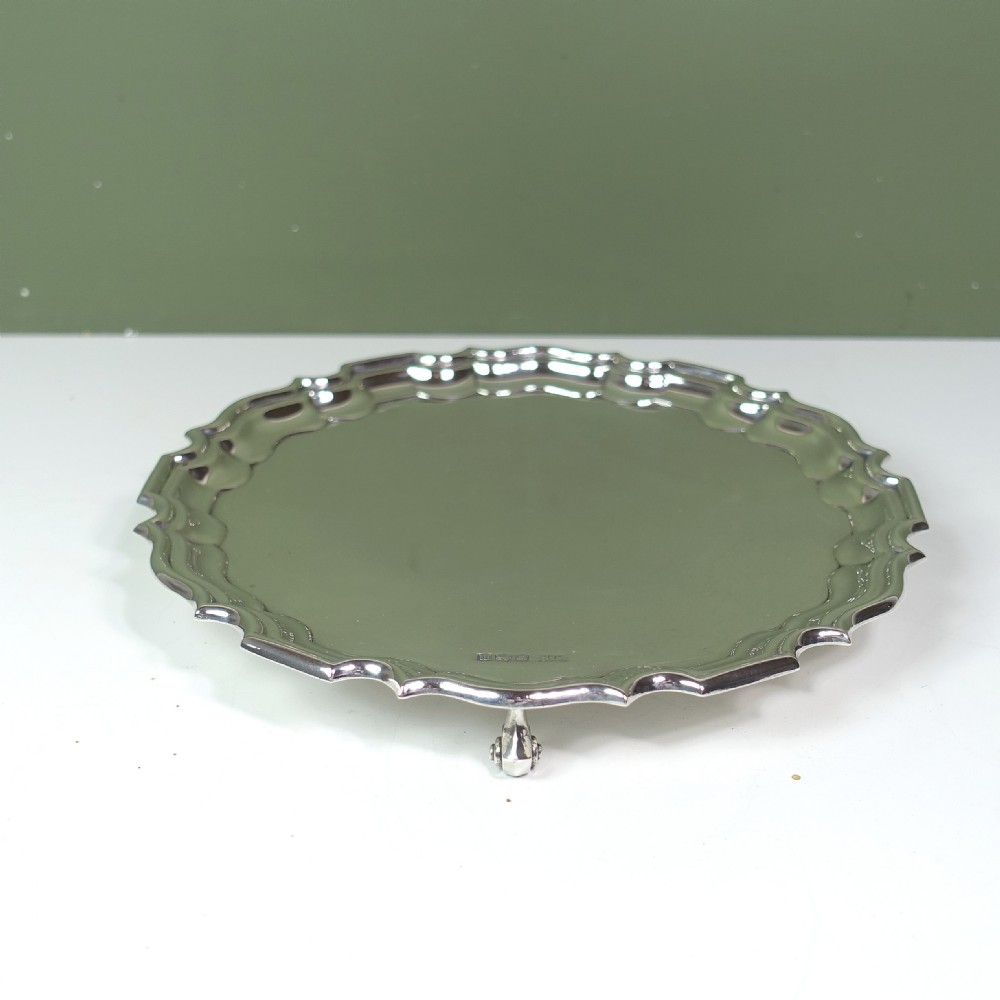 SOLID SILVER SALVER, SHEFFIELD 1929 View II
