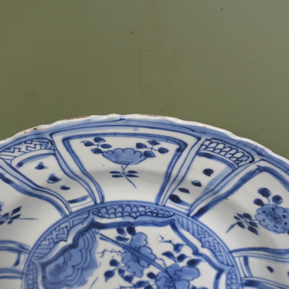 17TH C CHINESE KRAAK DISH View III