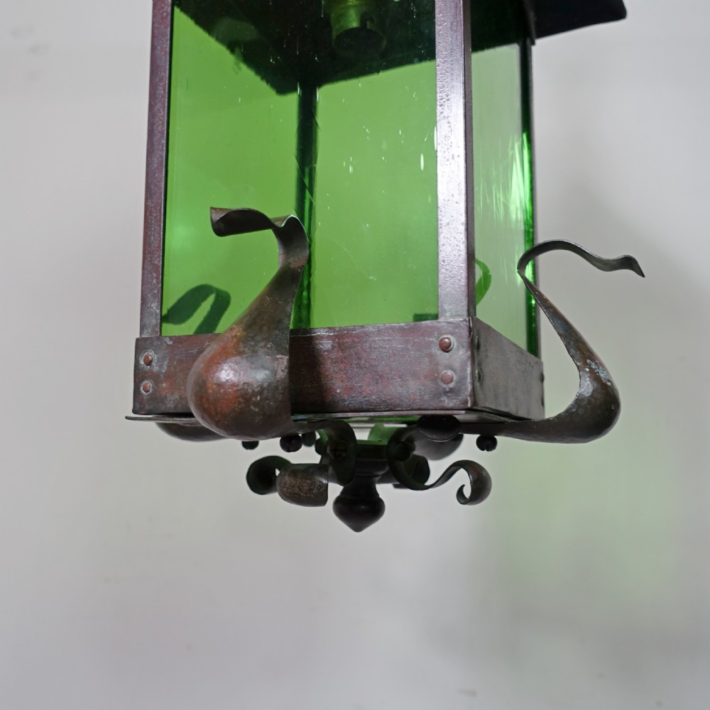 ARTS & CRAFTS LANTERN View III