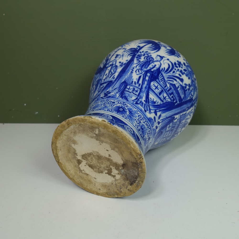 18TH C DELFT VASE View VII