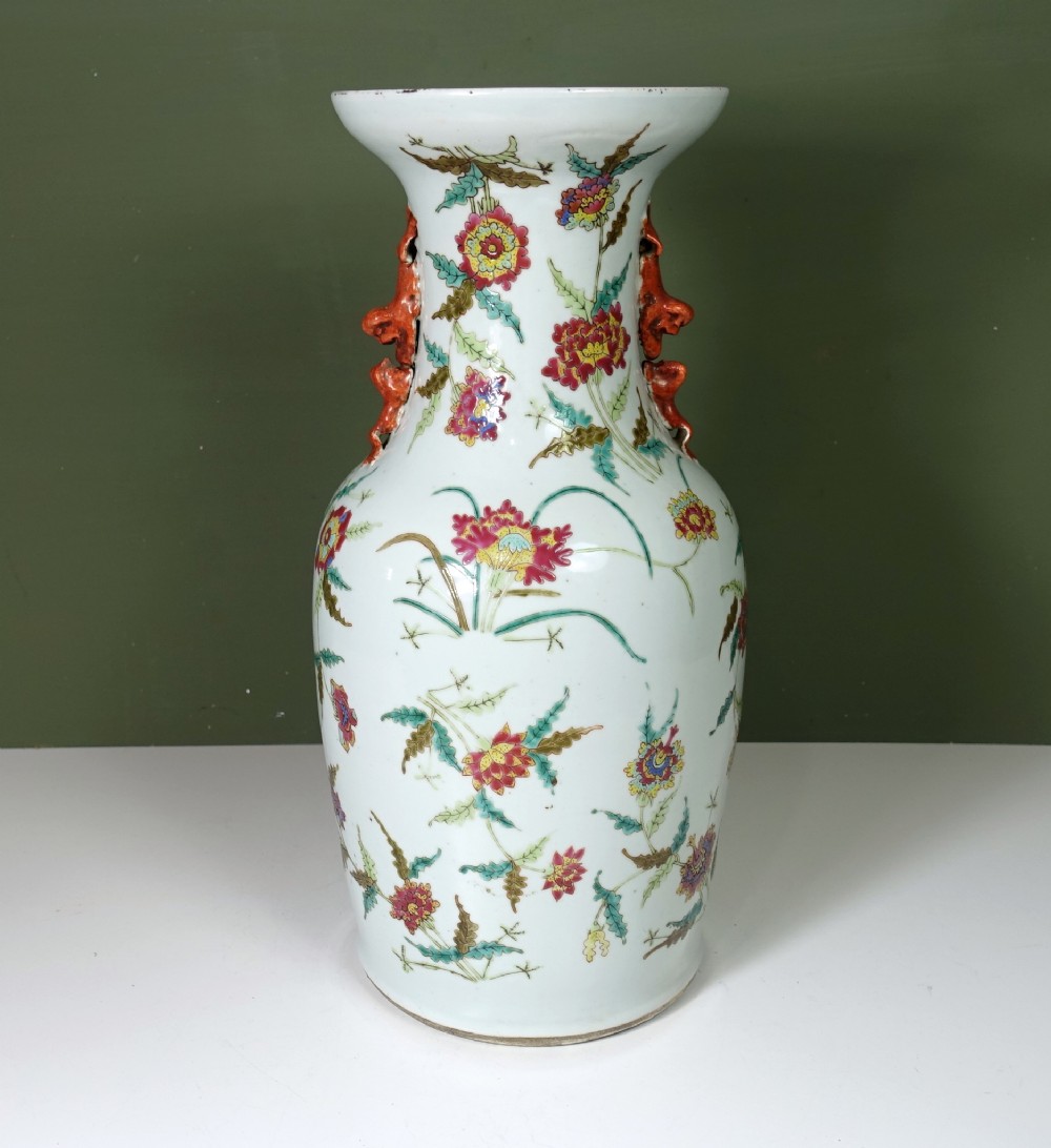 LARGE 19TH C CHINESE VASE