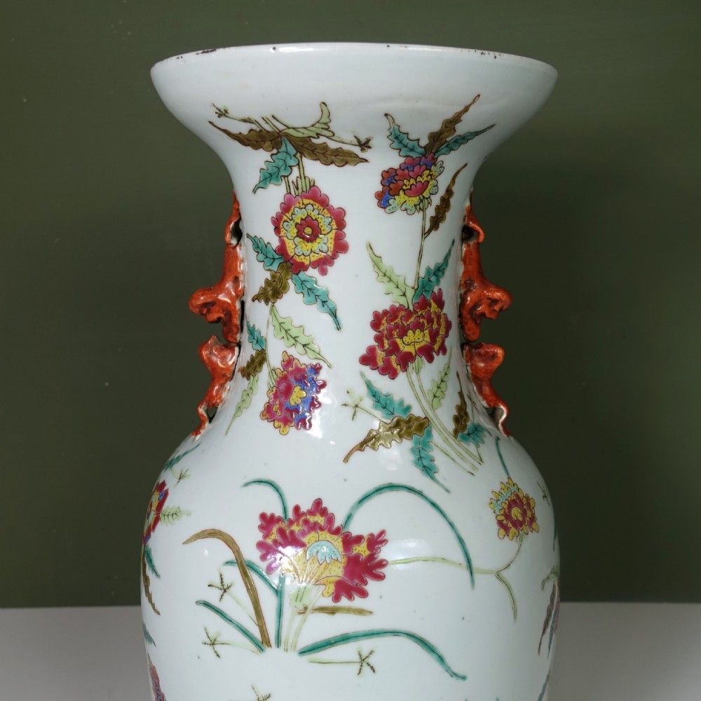 LARGE 19TH C CHINESE VASE View IV