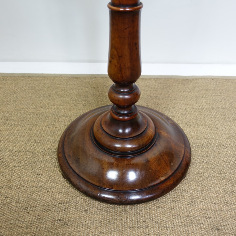 19TH CENTURY MAHOGANY CENTRE TABLE, STAND View VI