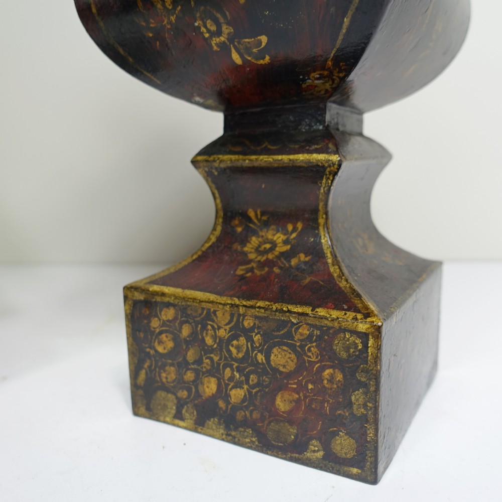 PAIR OF EARLY 19TH C TOLE VASES View IV