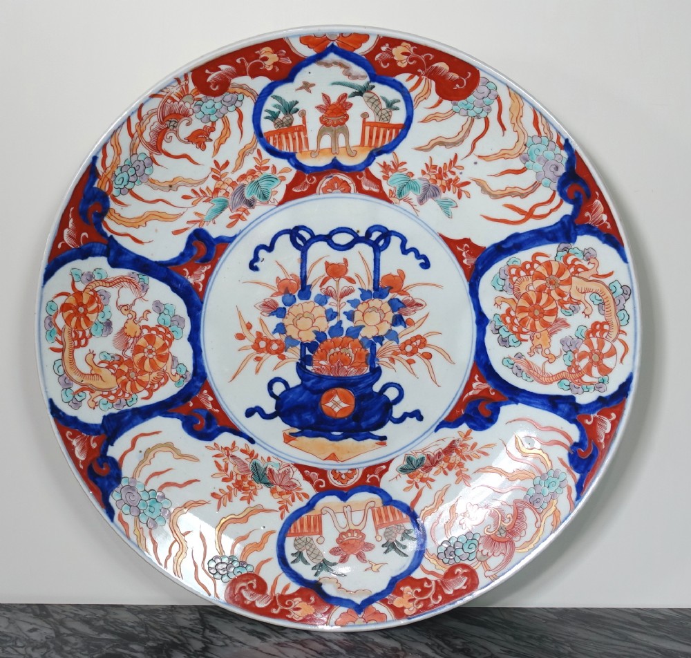 LARGE 19TH C IMARI CHARGER
