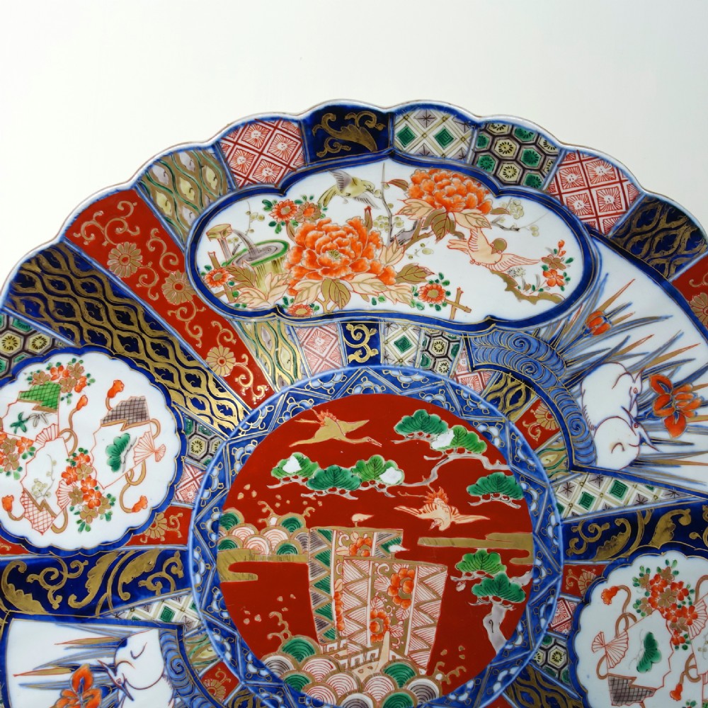 LARGE HIGHLY DECORATED 19TH C IMARI CHARGER View II