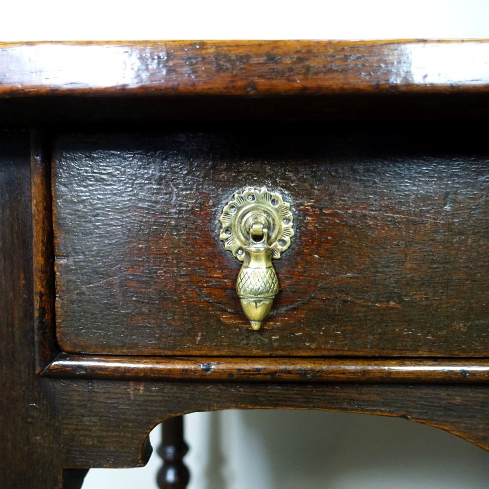 EARLY 18TH C QUEEN ANNE OAK TABLE View VII