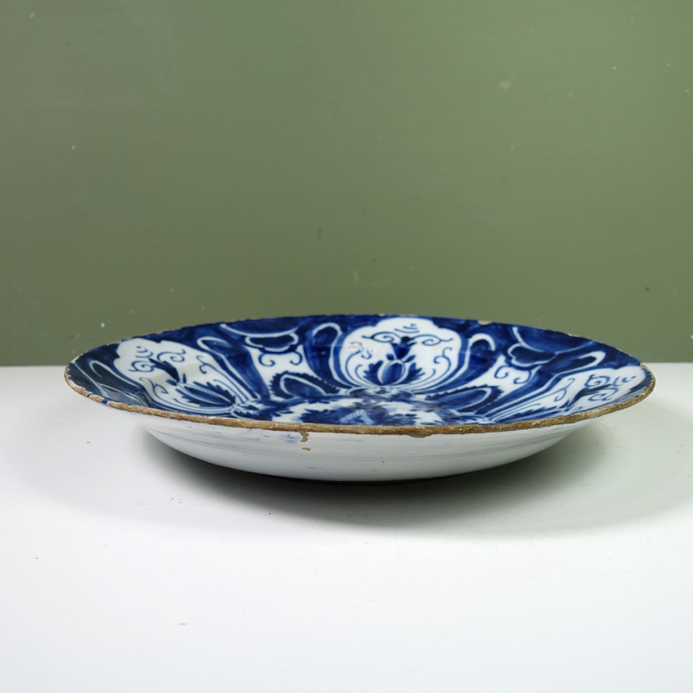 18TH C DELFT CHARGER View III