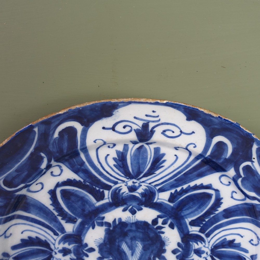 18TH C DELFT CHARGER View V