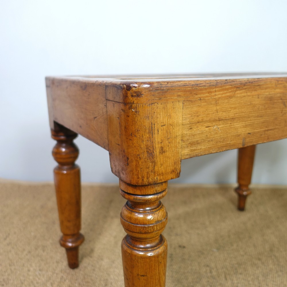 19TH C OAK & ASH LUGGAGE STAND View VI