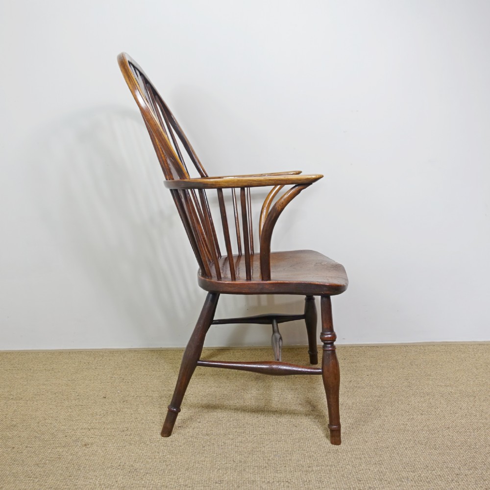 EARLY 19TH C WINDSOR CHAIR View II