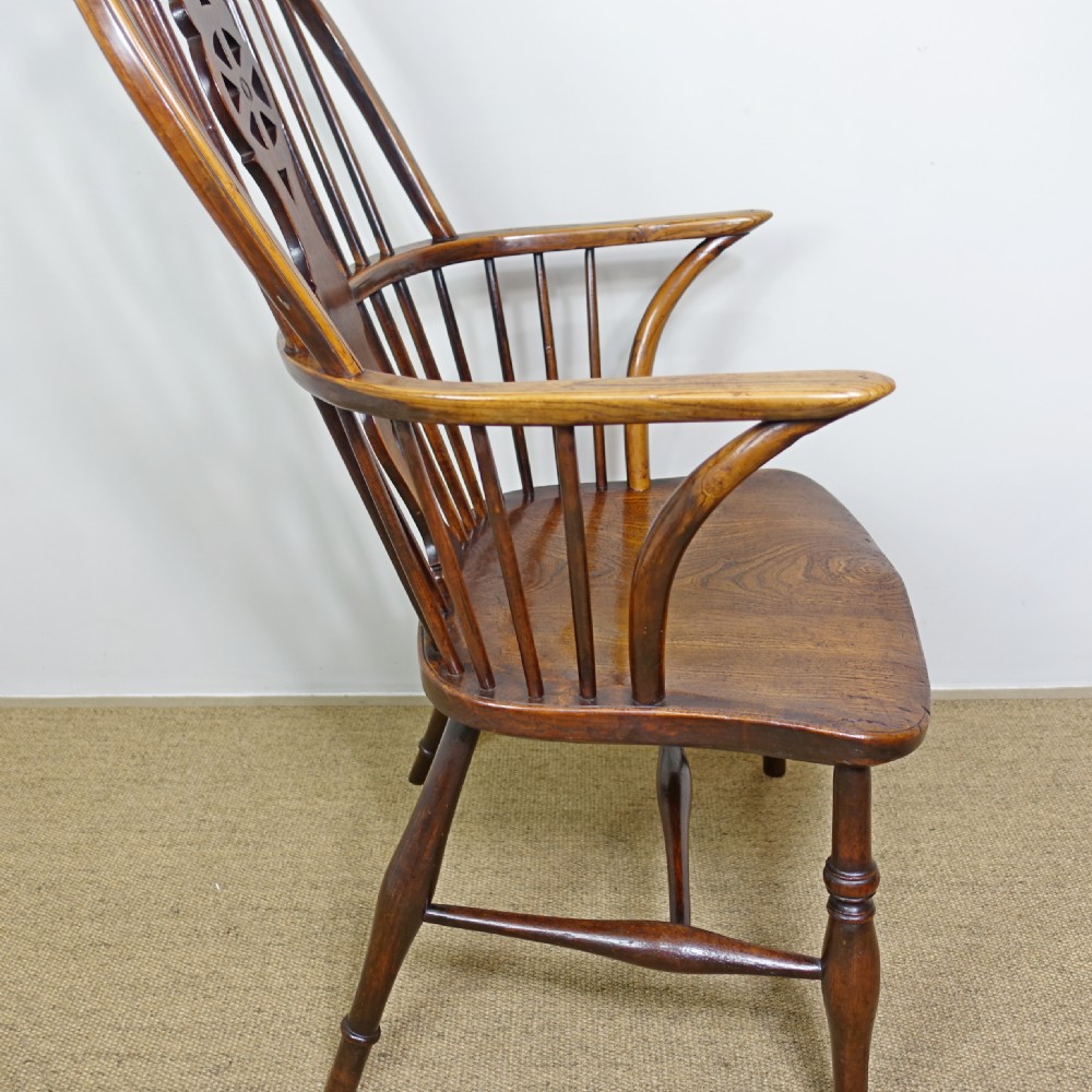 EARLY 19TH C WINDSOR CHAIR View III