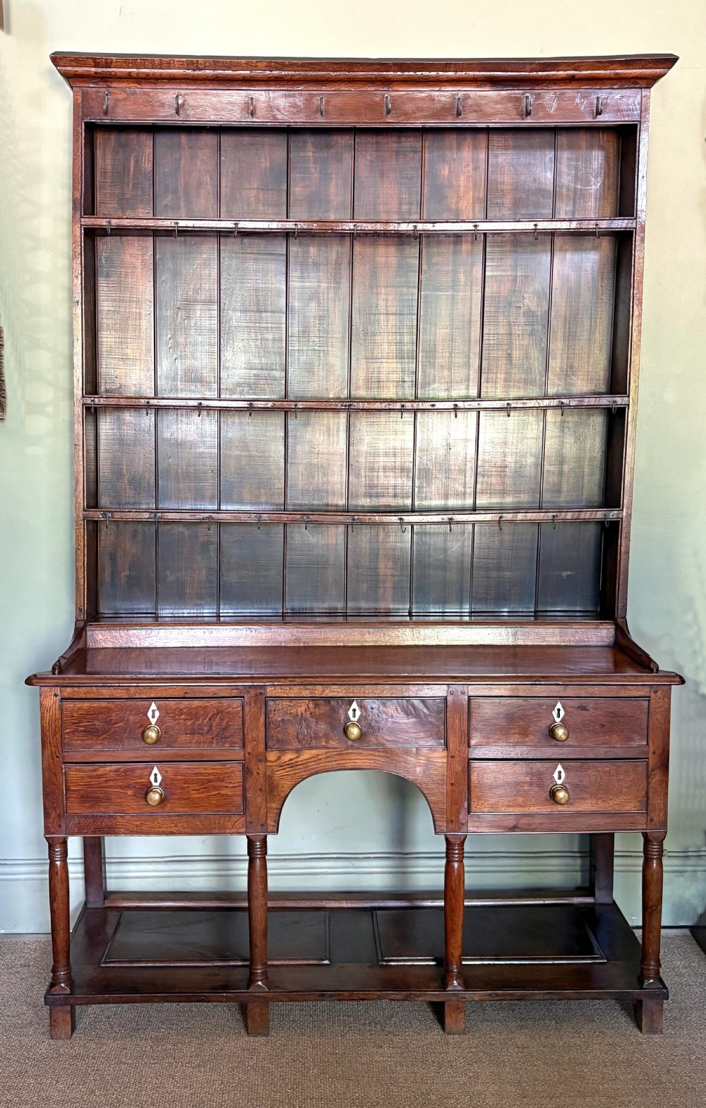 EARLY 19TH C OAK DRESSER View II