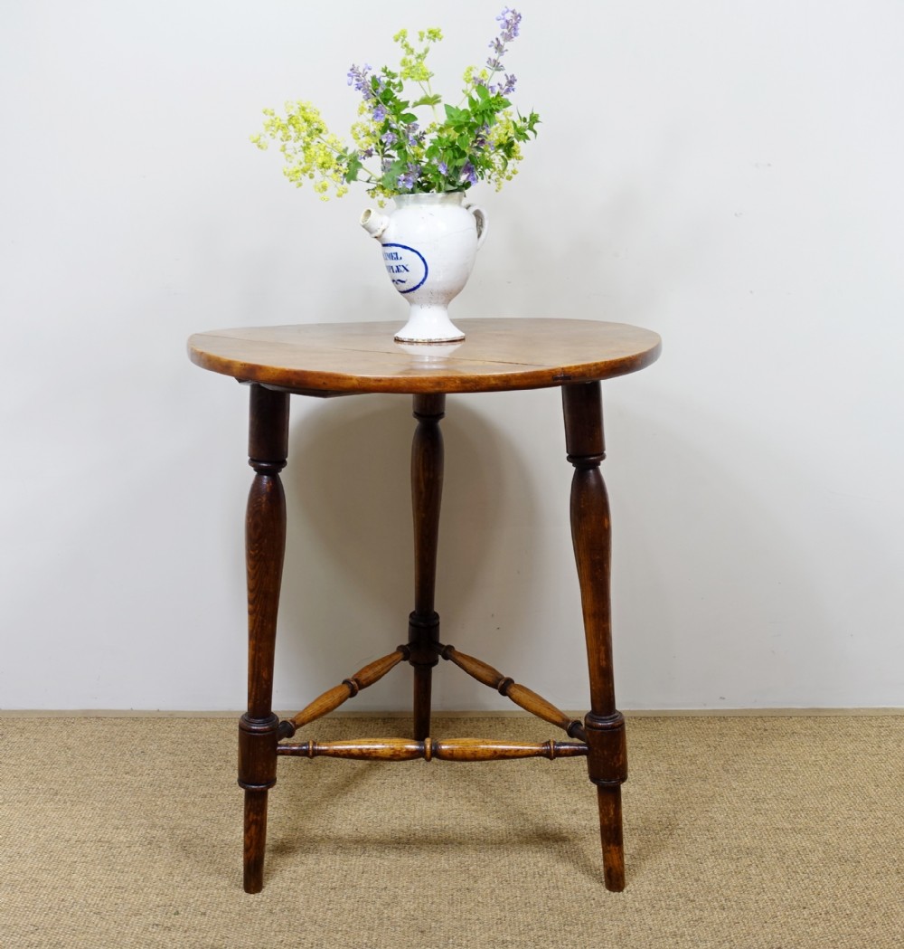 EARLY 19TH C CRICKET TABLE