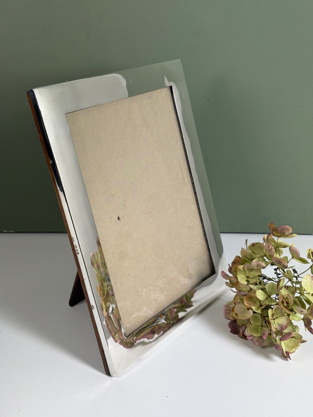 SILVER PHOTOGRAPH FRAME 1919