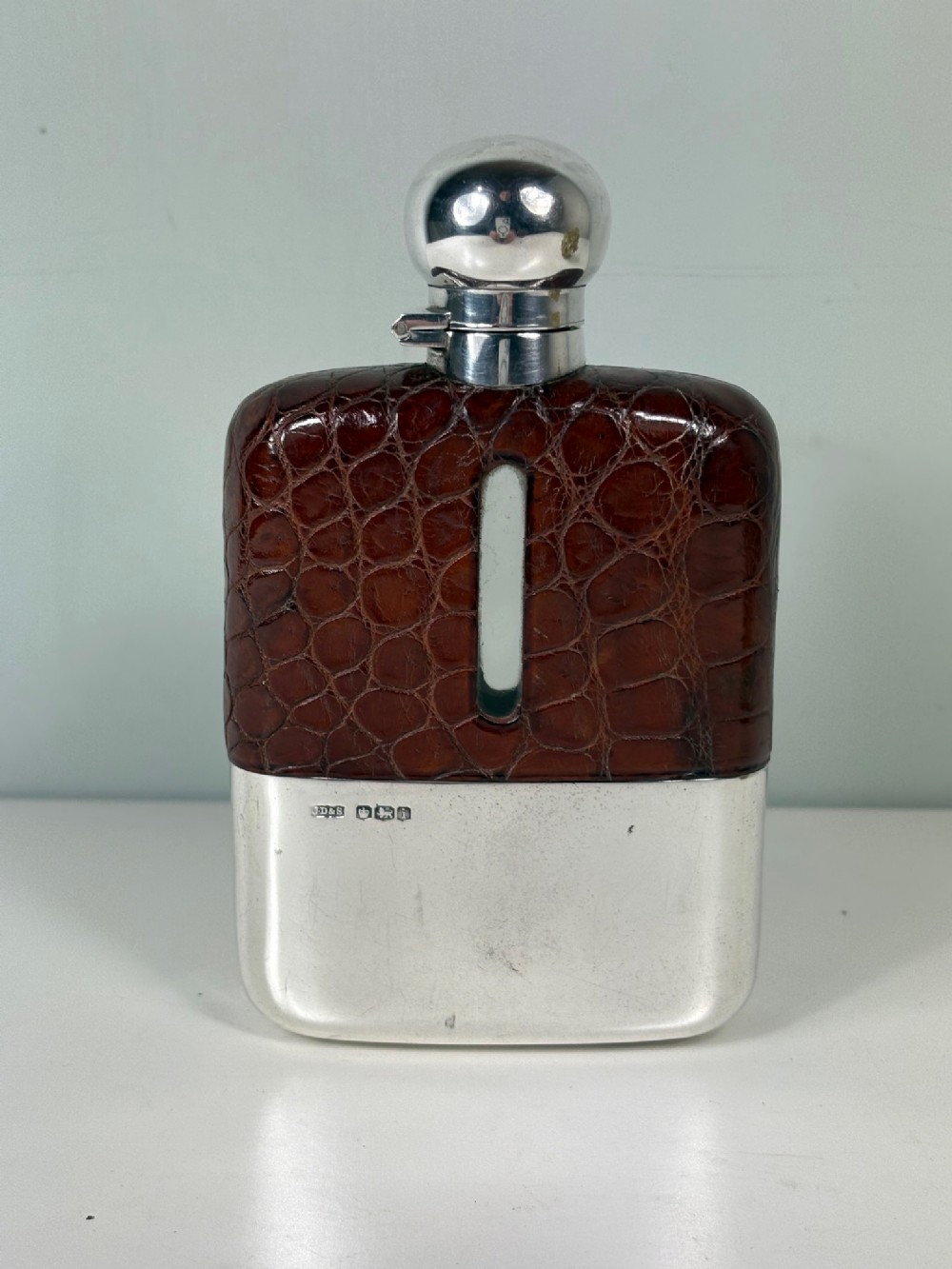 SILVER & LEATHER HIP FLASK 1926