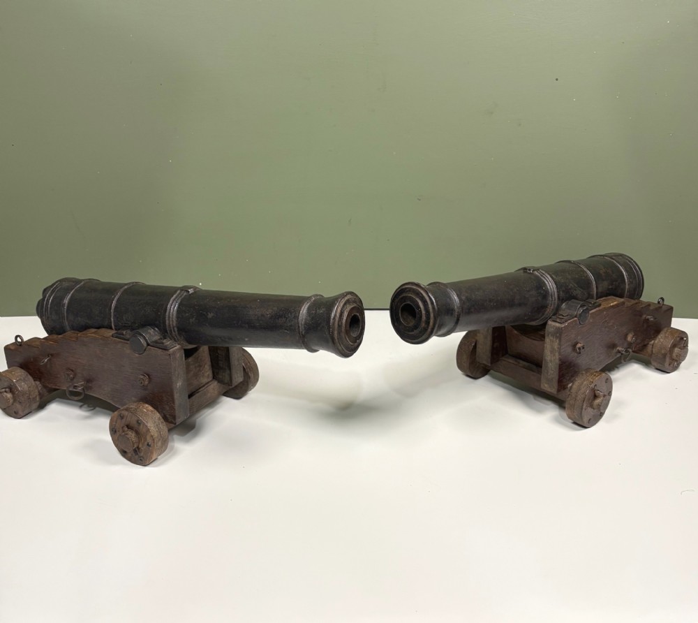 PAIR OF 19TH C CANONS