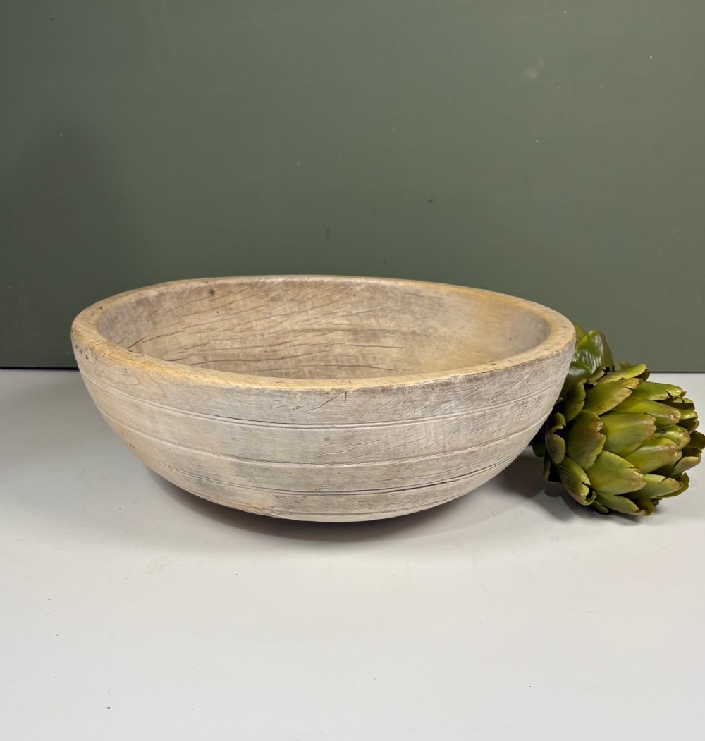 19TH C SYCAMORE DAIRY BOWL