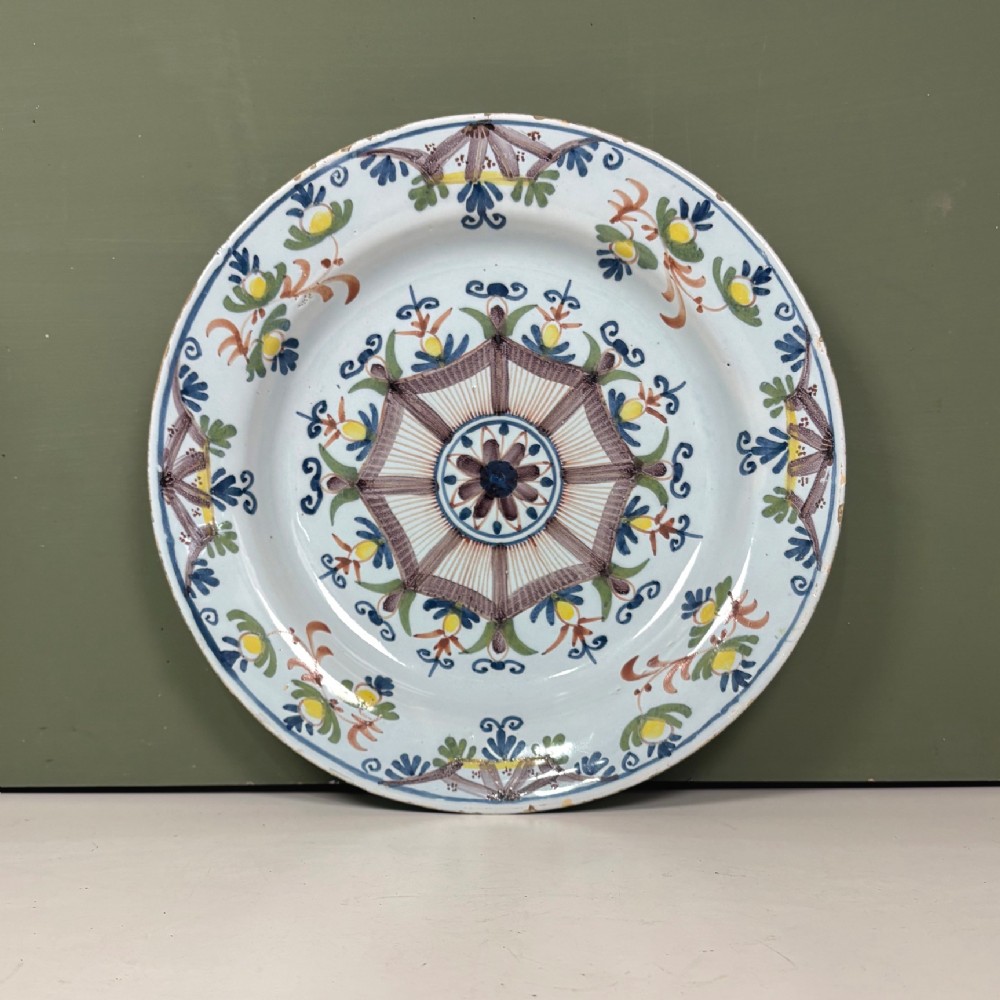 18TH C DELFT POLYCHROME CHARGER