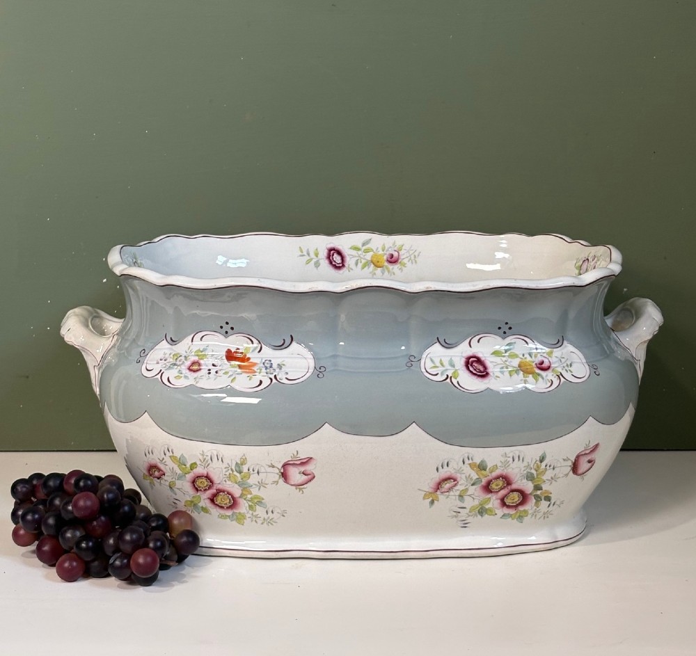 LARGE 19TH C FOOT BATH View II