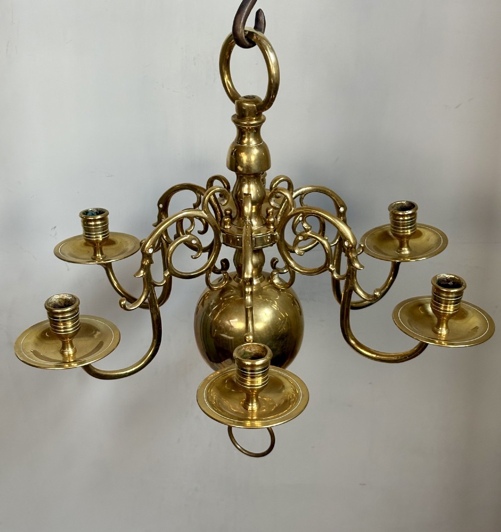 19TH C BRASS CENTRE LIGHT View II