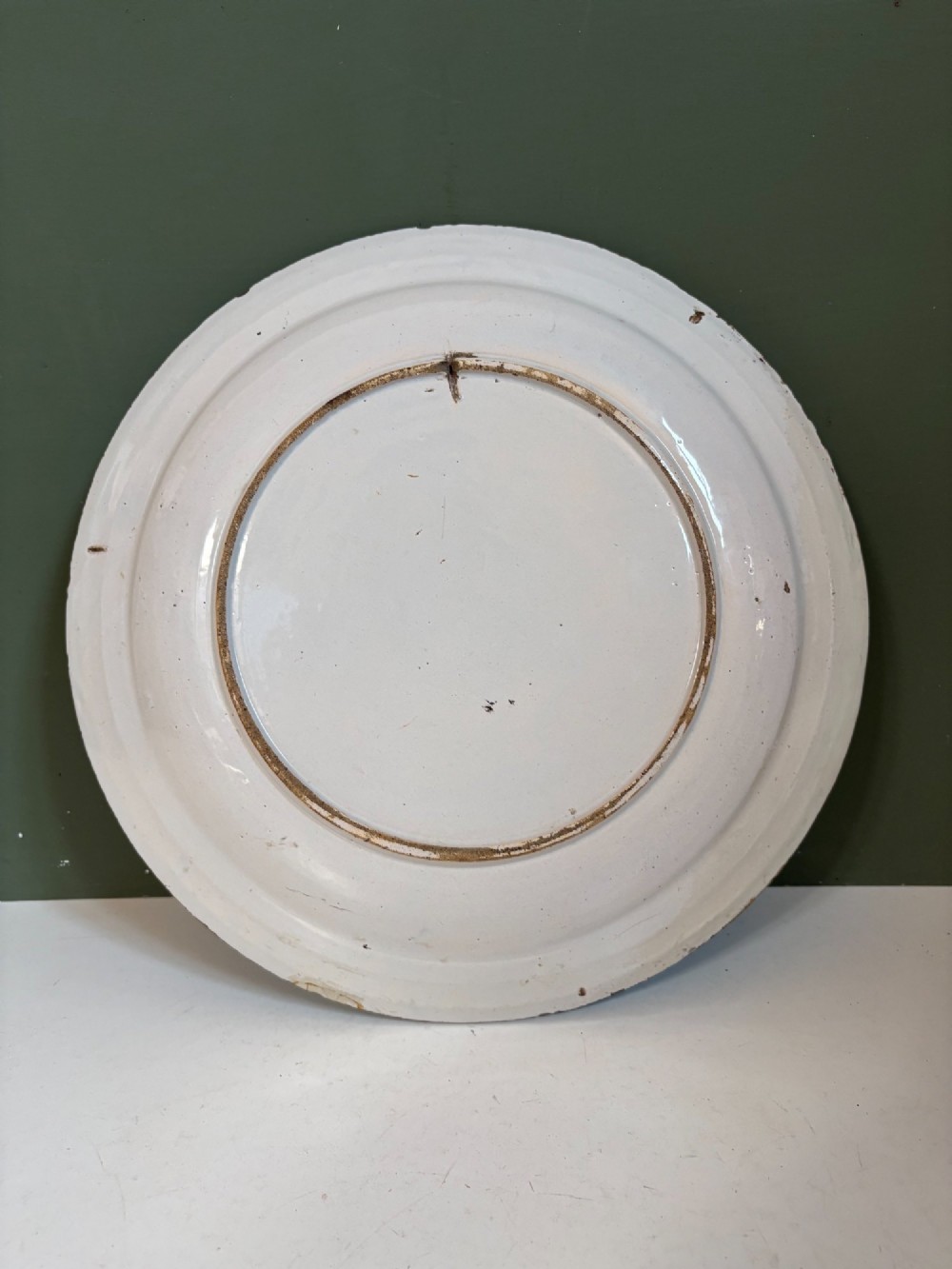 18TH C DELFT POLYCHROME CHARGER View V