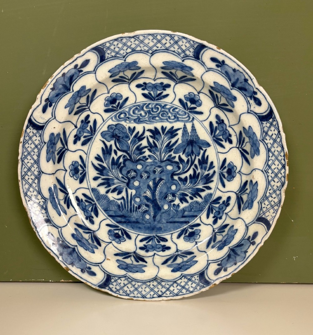 18TH C DELFT DISH