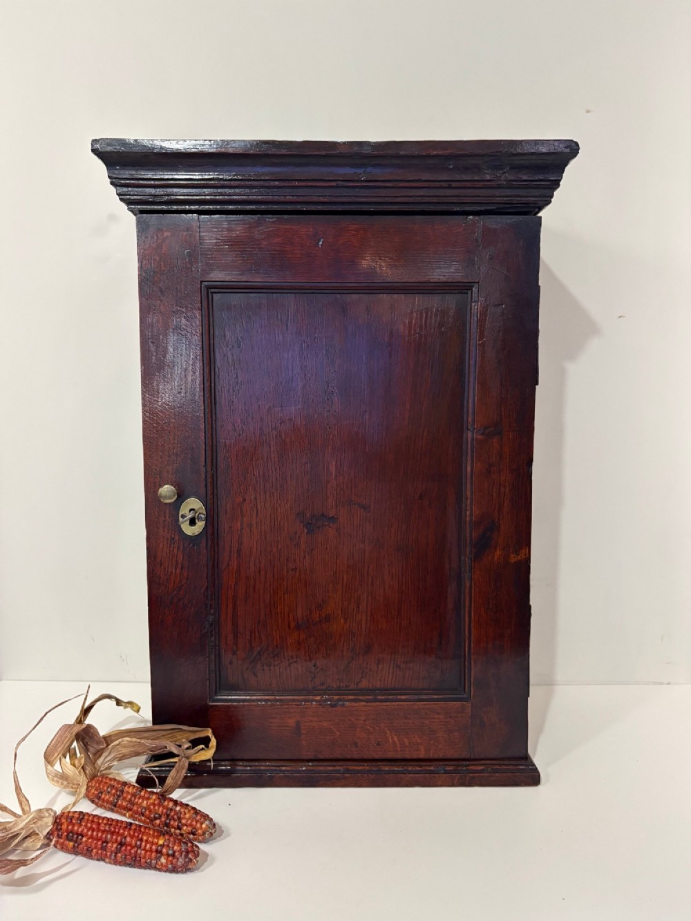 18TH C OAK WALL CUPBOARD