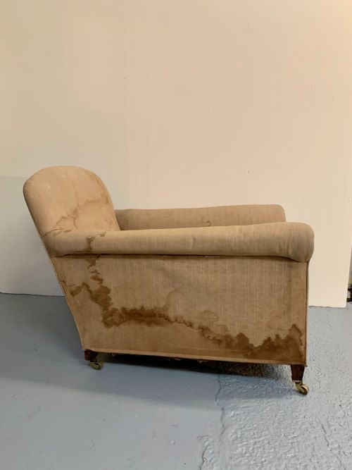 Superb Deep Seated Country House Armchair