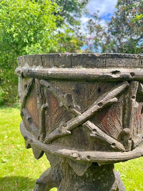 RARE SCOTTISH FAUX BOIS GARDEN PLANTER - ADDITIONAL PHOTO 10
