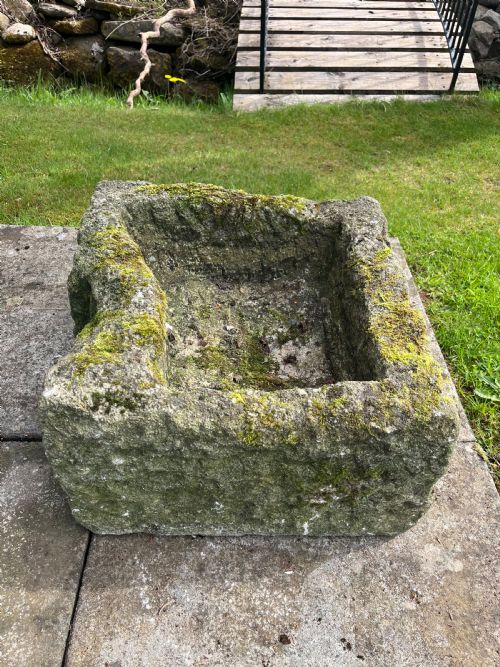 LARGE STONE GARDEN PLANTER - ADDITIONAL PHOTO 1