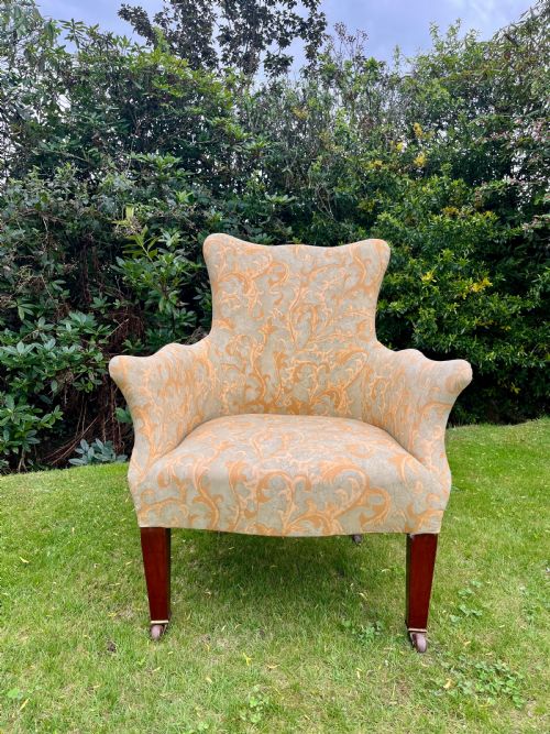 UPHOLSTERED ARMCHAIR - ADDITIONAL PHOTO 1