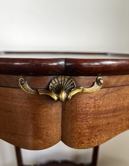 SUPERB FRENCH ORMOLU LAMP TABLE ATTRIBUTED TO FRANCOIS LINKE - ADDITIONAL PHOTO 5