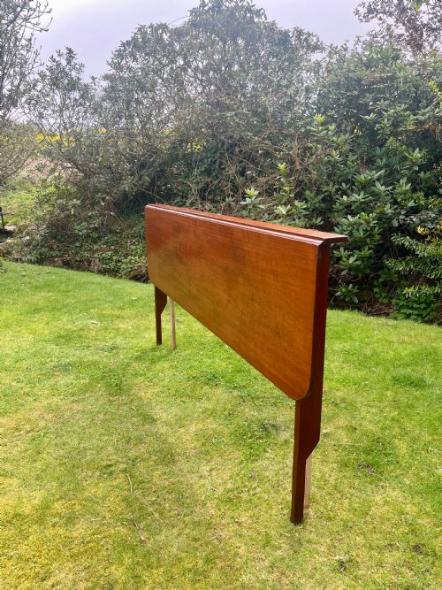 COUNTRY HOUSE BUTLERS CONSOLE TABLE - ADDITIONAL PHOTO 1