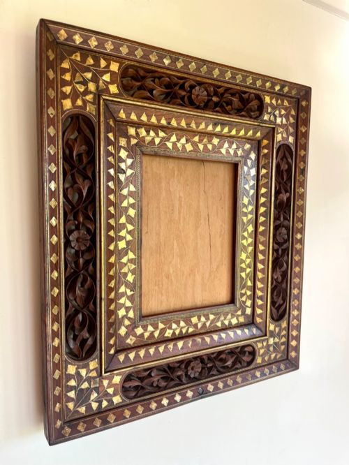 FINE HOSHIARPUR MIRROR FRAME - ADDITIONAL PHOTO 6