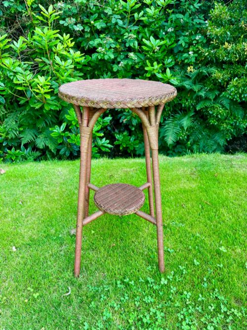 LLOYD LOOM TABLE AND CHAIR SET - ADDITIONAL PHOTO 2