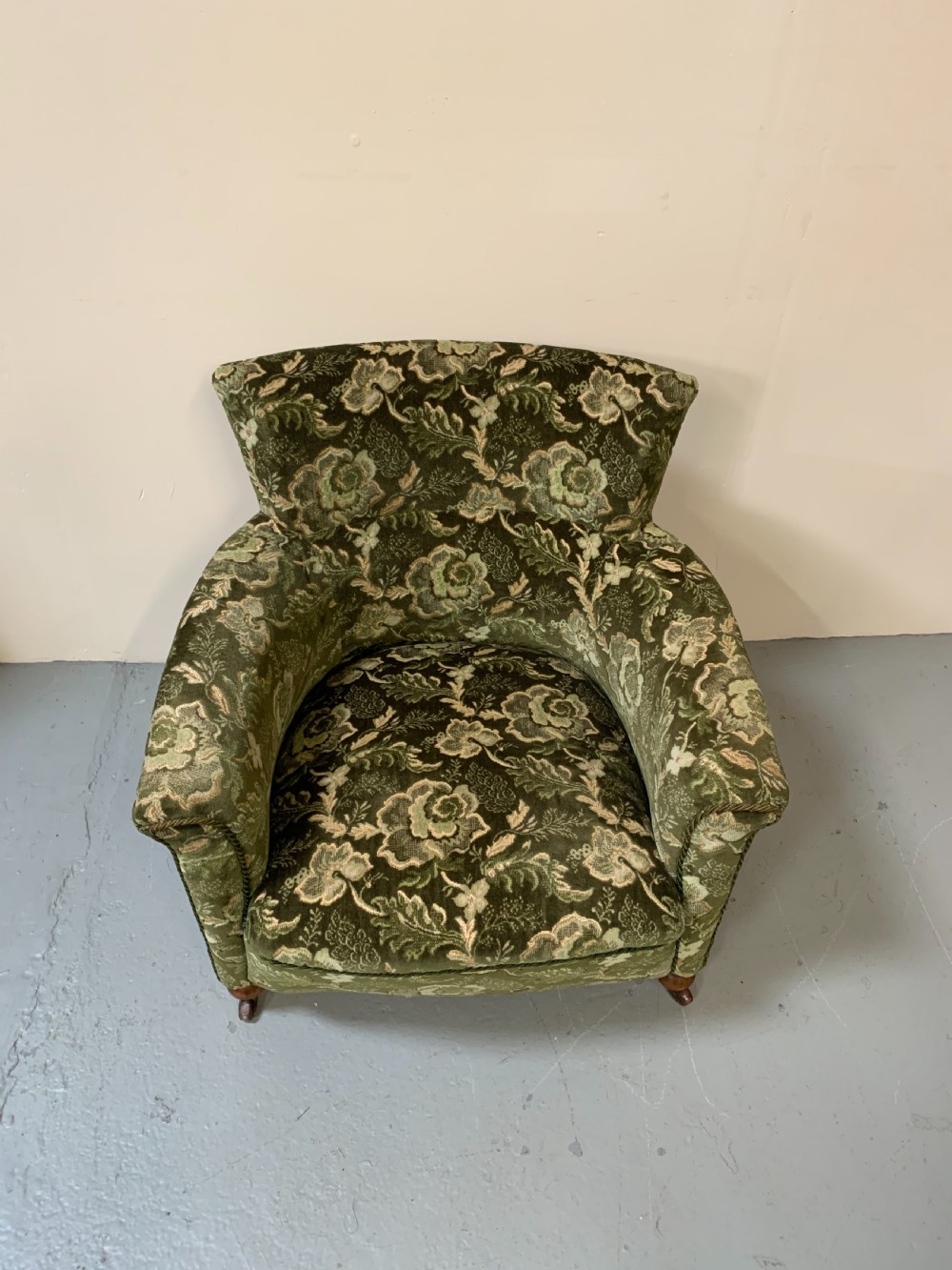 Good pair Woodstock style armchairs  View VII