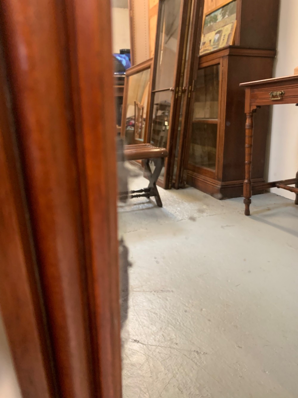Large mahogany wall mirror  View X
