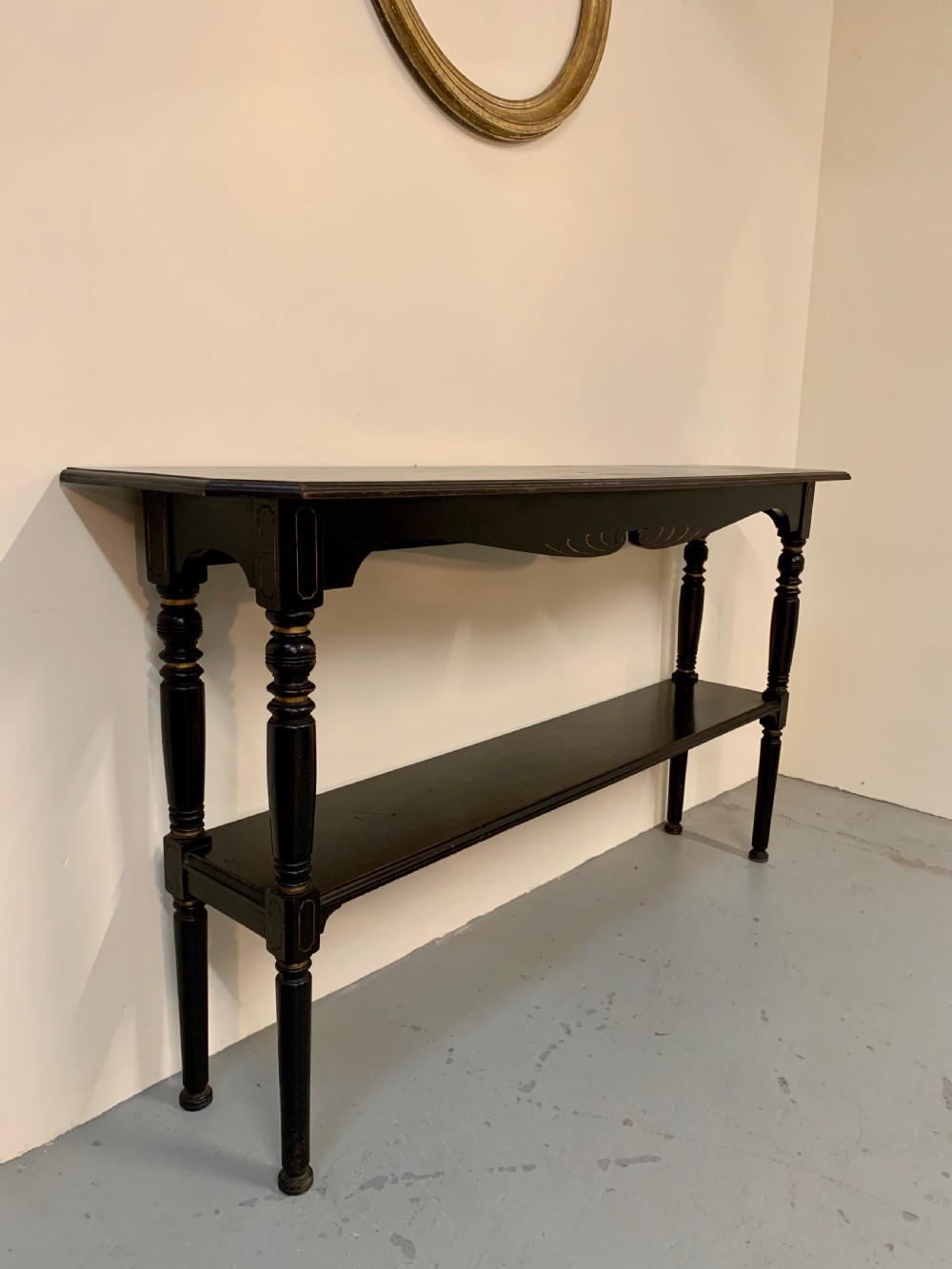 Large parcel gilt console table  View VII