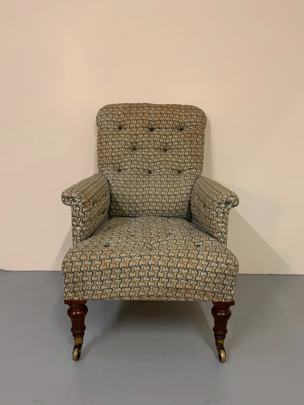 Superb library chair in the manner of Gillows  View III
