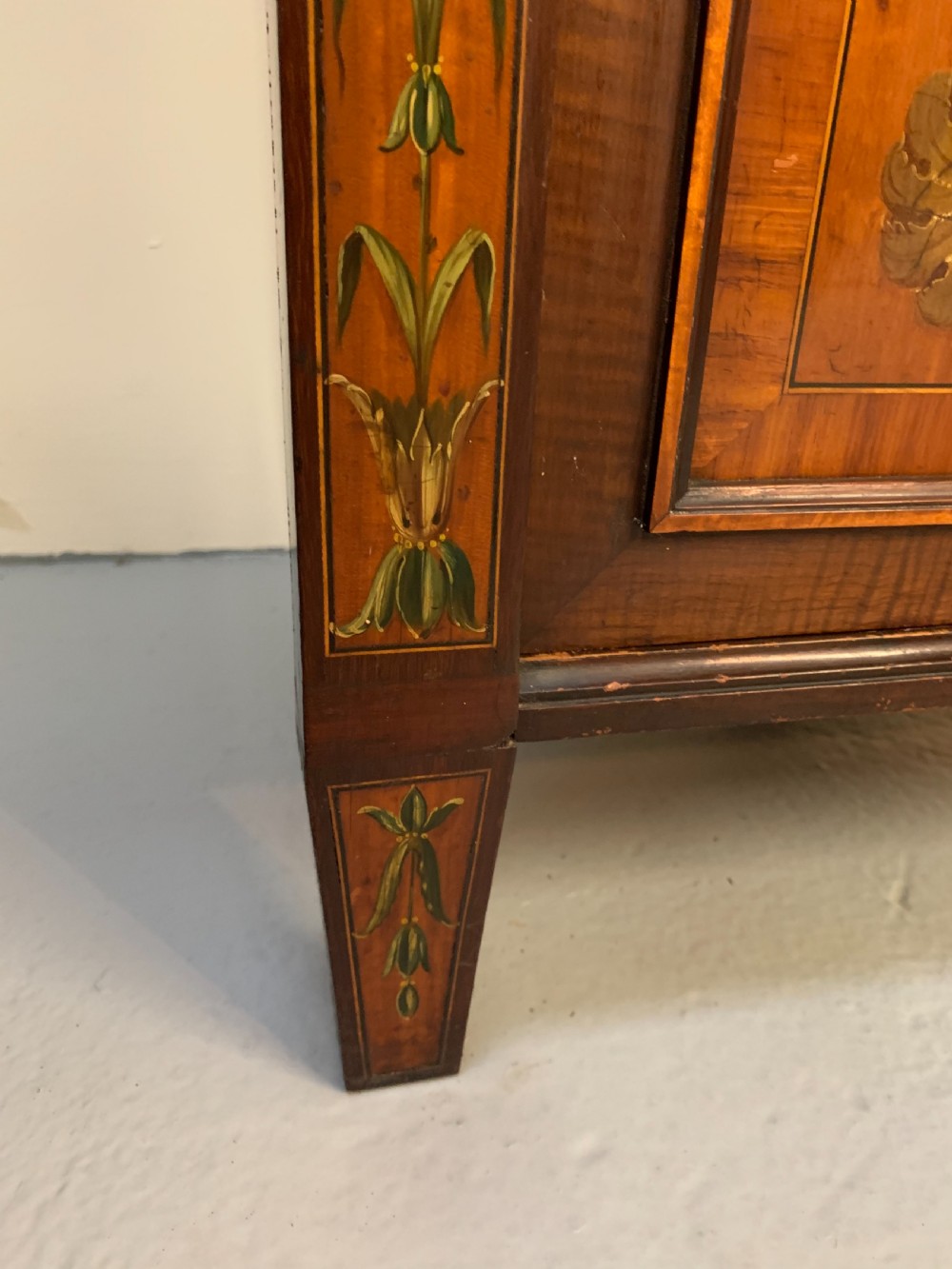 Fine satinwood polychrome decorated corner cupboard  View XIII